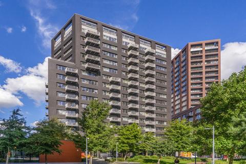 2 bedroom flat for sale, 47 Hope Street, London, E14