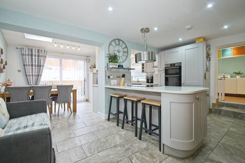 3 bedroom detached house for sale, Beaumaris Close, Pontypridd, CF38