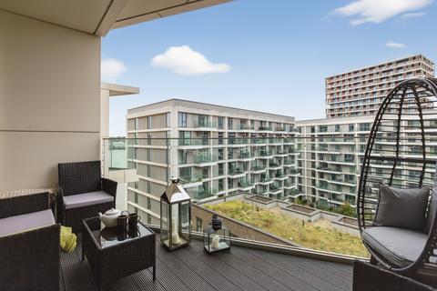 1 bedroom flat for sale, 25 Royal Crest Avenue, London, E16