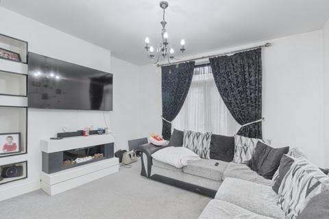 3 bedroom semi-detached house for sale, Battersbee Road, Leicester, LE3