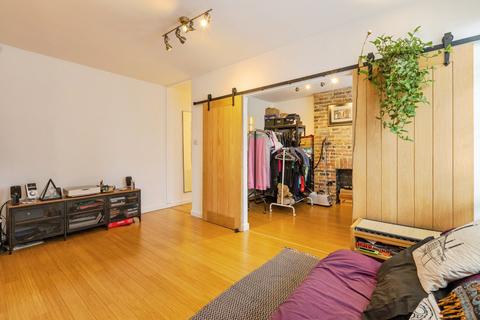 undefined, Harrington Hill, London, E5