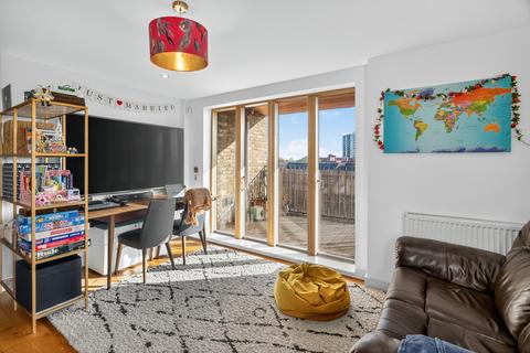 3 bedroom apartment for sale, 3 Queens Road West, London, E13