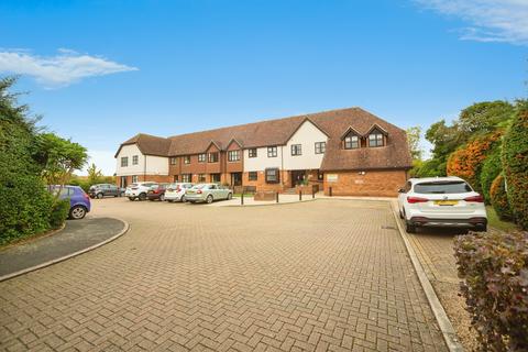 2 bedroom flat for sale, Willow Grange, Tilley Close, Rochester, ME3