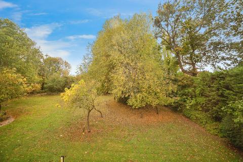 2 bedroom flat for sale, Willow Grange, Tilley Close, Rochester, ME3