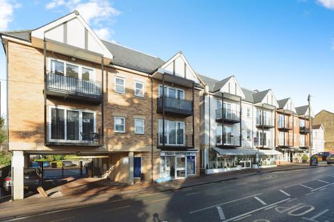 1 bedroom ground floor flat for sale, Church Hill, Loughton, IG10
