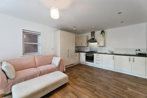 1 bedroom ground floor flat for sale, Church Hill, Loughton, IG10