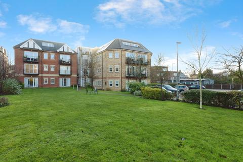 1 bedroom ground floor flat for sale, Church Hill, Loughton, IG10