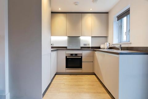 2 bedroom flat for sale, 14 Thomas Barnardo Way, Ilford, IG6