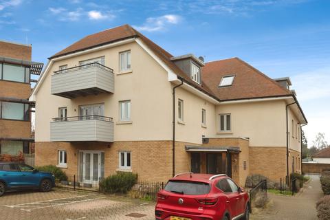 43 Tanners Lane, Ilford, IG6