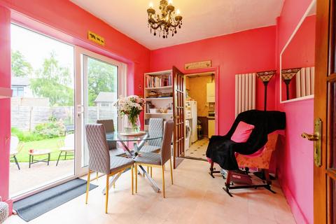 4 bedroom semi-detached house for sale, Butt Hill Avenue, Manchester, M25