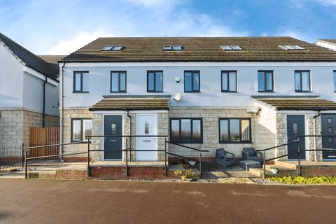 3 bedroom townhouse for sale, Derwent Water Drive, Blaydon-on-Tyne, NE21