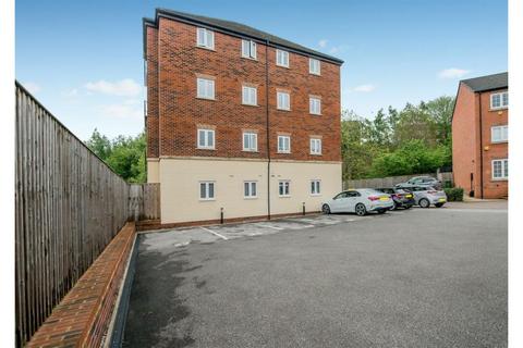 2 bedroom flat for sale, Whitstable Mews, Leeds, LS12