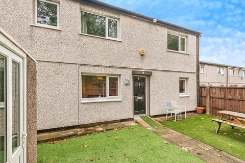 2 bedroom flat for sale, Rocheford Grove, Leeds, LS10