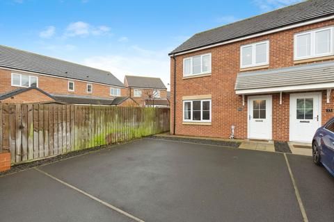 3 bedroom semi-detached house for sale, Roedeer Court, Newcastle upon Tyne, NE13