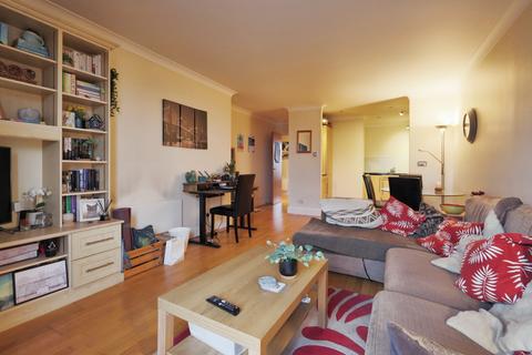 2 bedroom flat for sale, East Street, Leeds, LS9