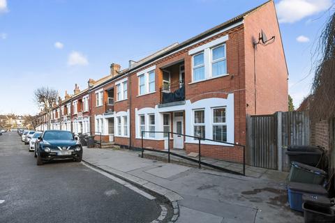 2 bedroom ground floor maisonette for sale, Ingatestone Road, London, SE25