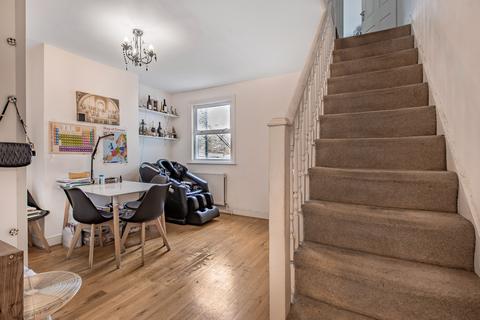 3 bedroom terraced house for sale, Troughton Road, London, SE7
