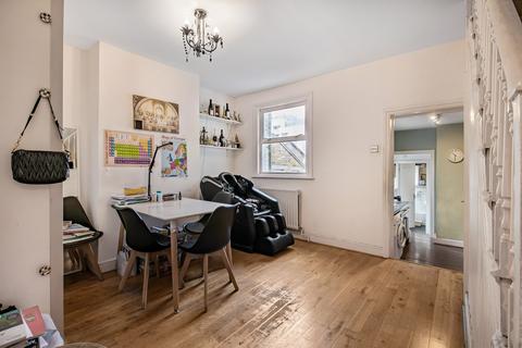 3 bedroom terraced house for sale, Troughton Road, London, SE7