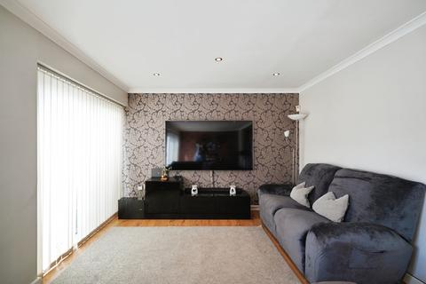 undefined, Red Lomes, Bootle, L30