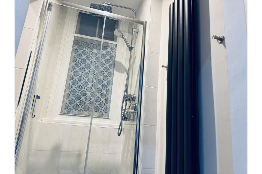 Master En-suite