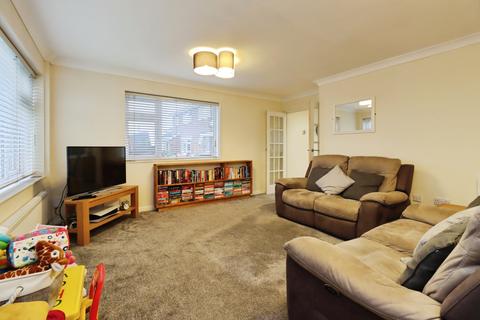 undefined, Pinewood Close, Shrewsbury, SY1