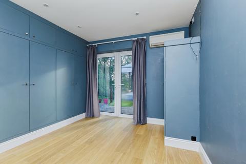 undefined, Fritchley Close, Leicester, LE9