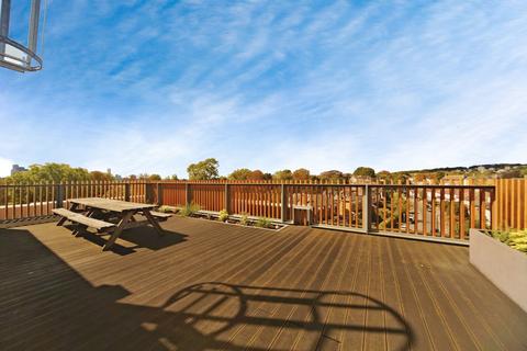 2 bedroom apartment for sale, 9 Cargreen Road, London, SE25