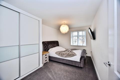 2 bedroom apartment for sale, Conveyor Drive, Rochester, ME2