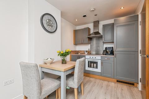 2 bedroom apartment for sale, Cross Green Lane, Leeds, LS9