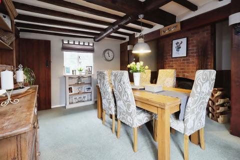 undefined, 15, Myddle, Shrewsbury, SY4