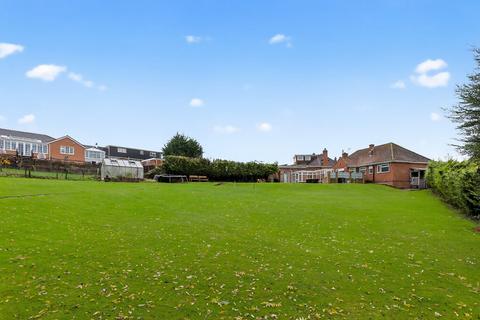 undefined, Forest Rise, Bushby, LE7