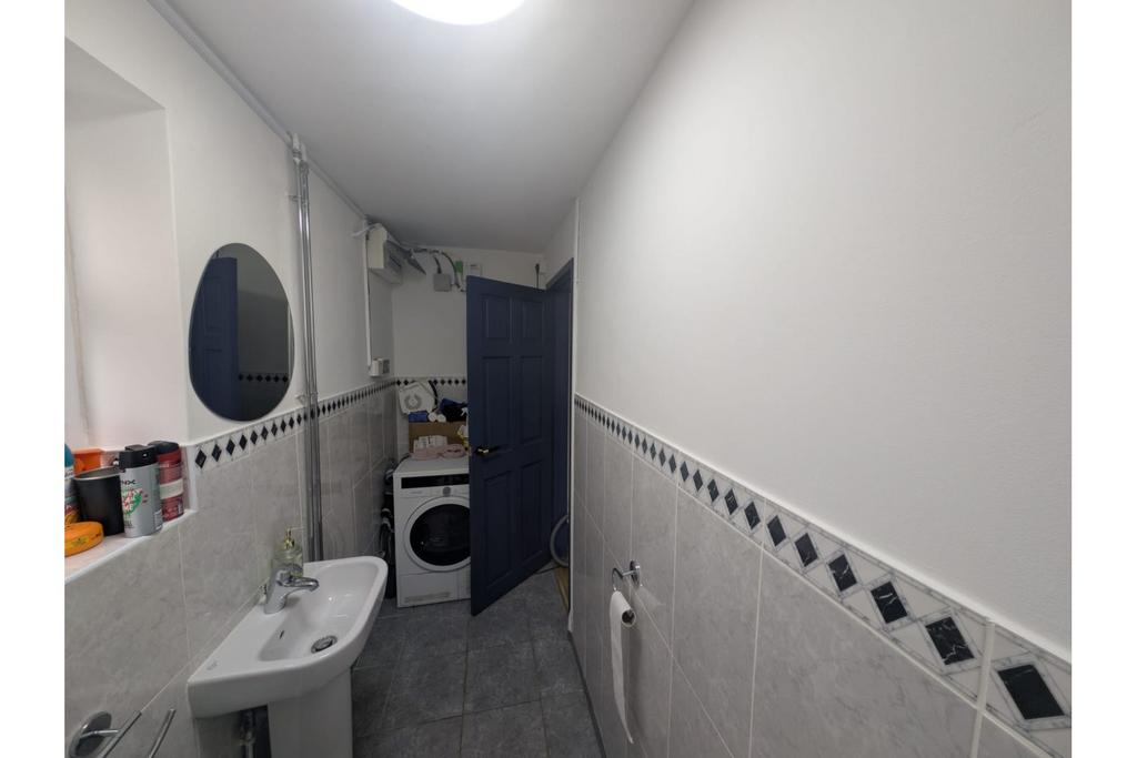 Downstairs Bathroom