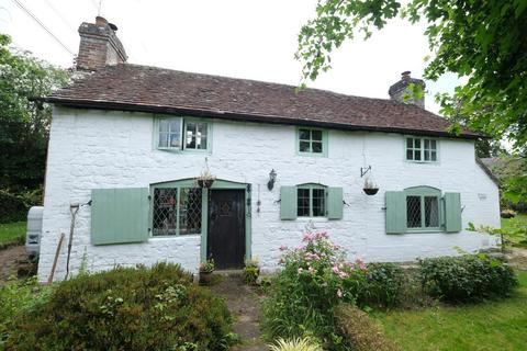 Kirdford Road, Wisborough Green, Billingshurst, RH14
