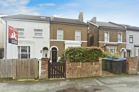 undefined, 90 Holmesdale Road, London, SE25