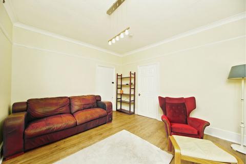 undefined, 90 Holmesdale Road, London, SE25