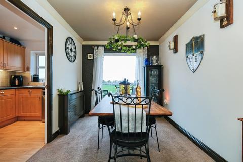 undefined, Meadowbrook Court, Leeds, LS27