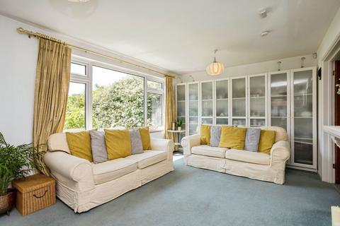 undefined, Holmbury Close, Crawley, RH11