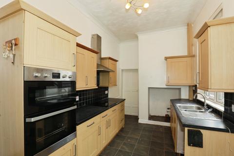 3 bedroom end of terrace house for sale, Albert Street, Newcastle, ST5