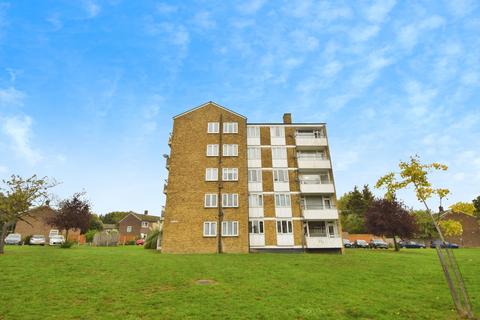 2 bedroom flat for sale, Casterbridge Road, London, SE3