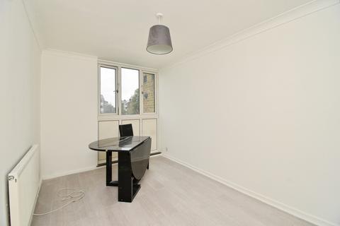 2 bedroom flat for sale, Casterbridge Road, London, SE3
