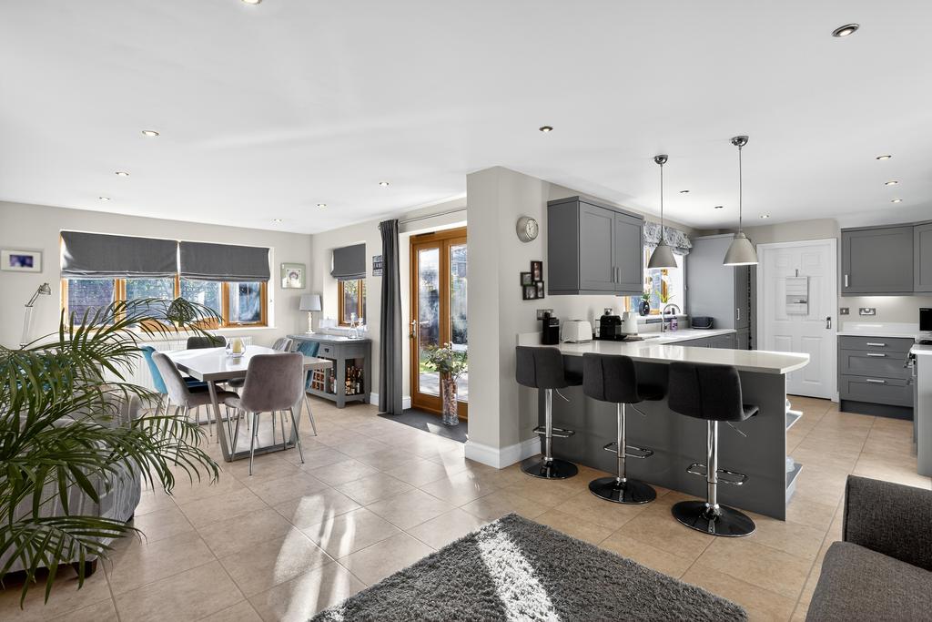 Kitchen/Family Room