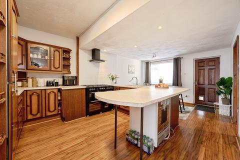 3 bedroom semi-detached house for sale, Chantler Avenue, Warrington, WA4