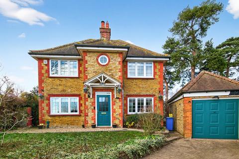 3 bedroom detached house for sale, Rooks View, Sittingbourne, ME9