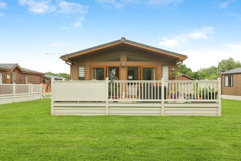2 bedroom detached bungalow for sale, Amotherby Lane, Malton, YO17