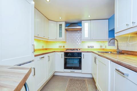 3 bedroom end of terrace house for sale, New Bank Street, Leeds, LS27