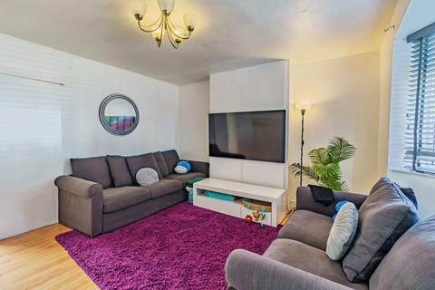 3 bedroom end of terrace house for sale, Apley Road, Reigate, RH2