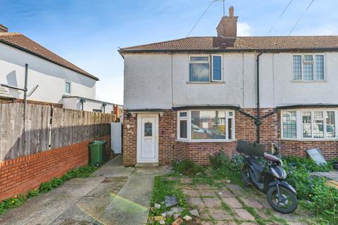 3 bedroom end of terrace house for sale, Apley Road, Reigate, RH2