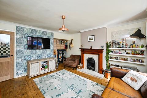3 bedroom semi-detached house for sale, Robin Hood Road, Nottingham, NG17