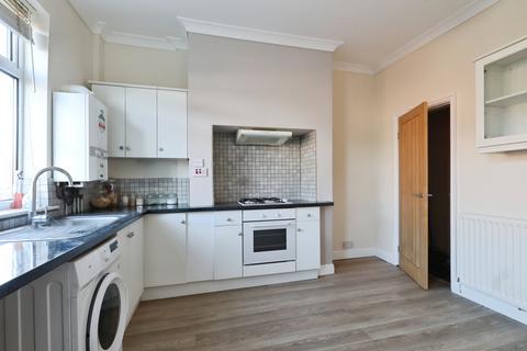2 bedroom terraced house for sale, Park View, Leeds, LS25