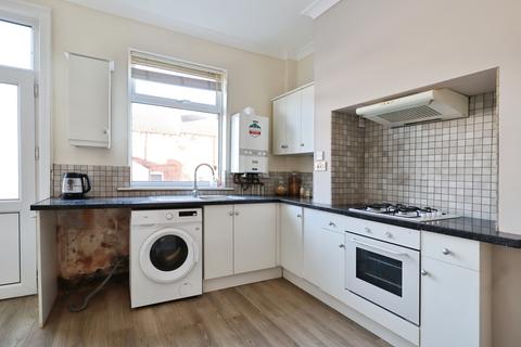2 bedroom terraced house for sale, Park View, Leeds, LS25